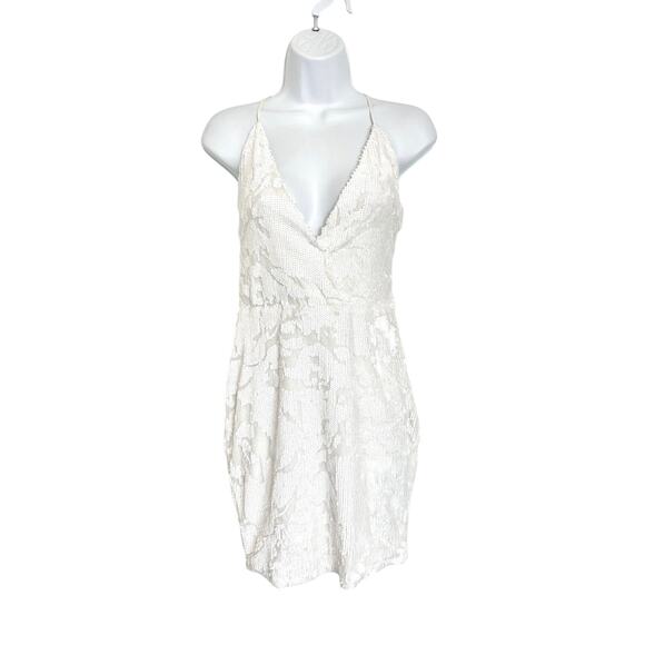 Boohoo Dress Size 4 Tall White Sequin Spaghetti Strap V-Neck Mini Sheath - Picture 1 of 9